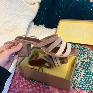 Aloha sandals size 9